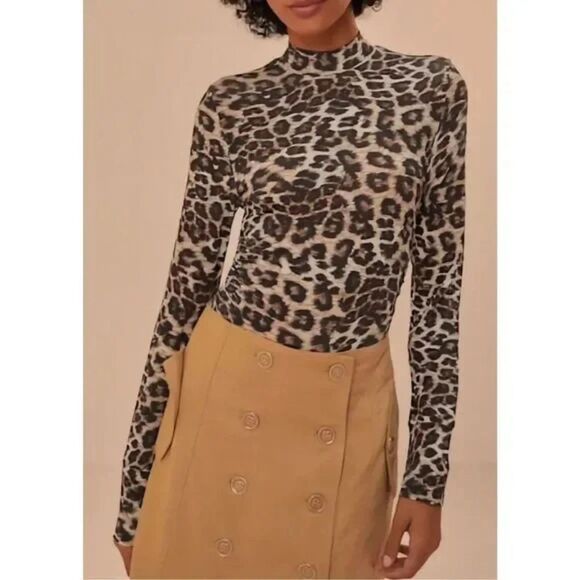 Farm Rio Tops - Farm Rio Natural Skin Cream Jersey Blouse Women's Large Animal Print Ruched Top